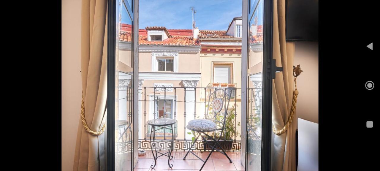 Mad Coco Vintage Apartment Plaza Mayor Мадрид Екстериор снимка