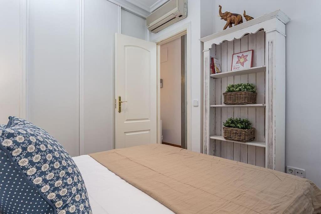 Mad Coco Vintage Apartment Plaza Mayor Мадрид Екстериор снимка
